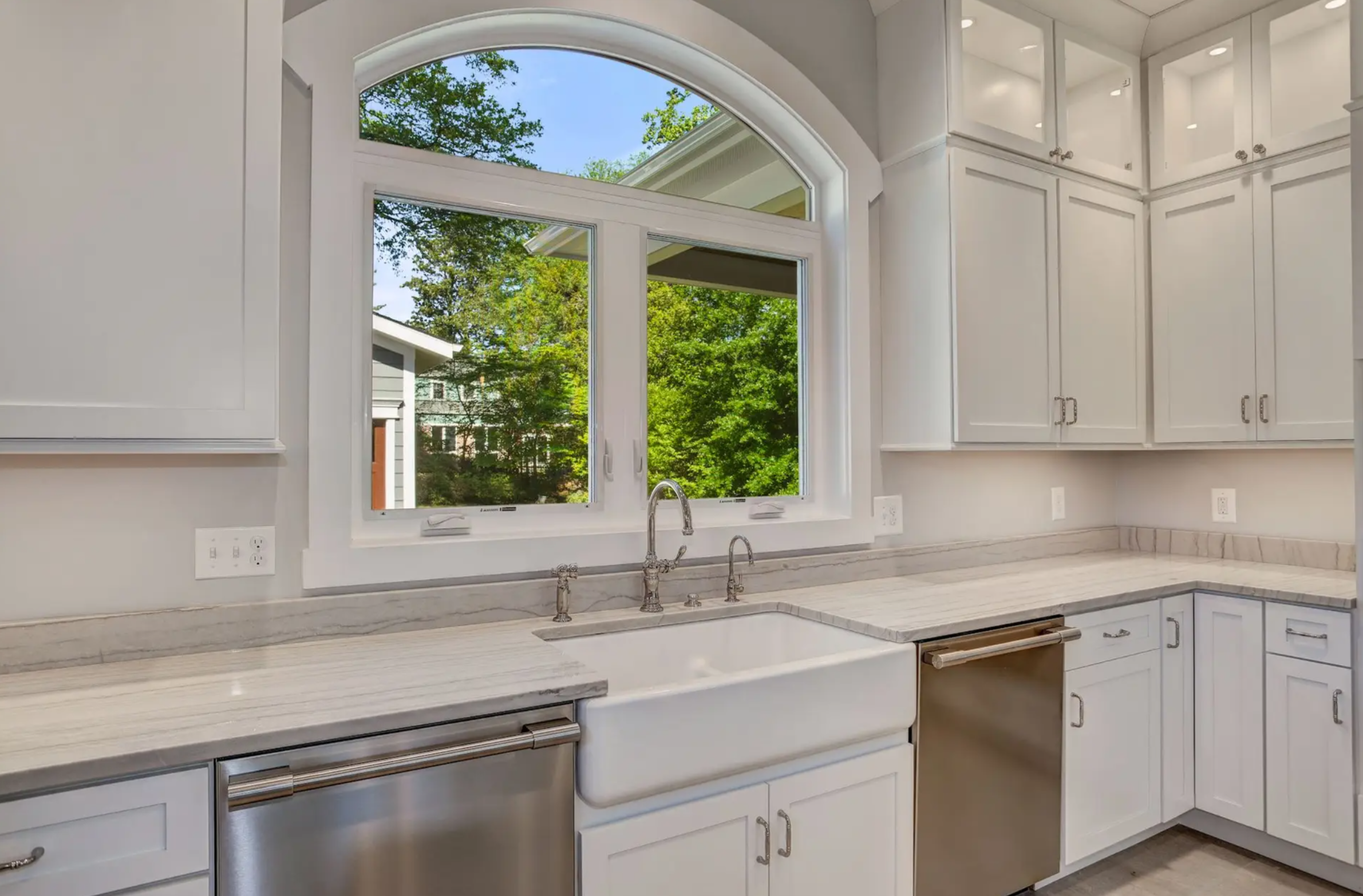 Full House Remodeling in Snohomish County inspiration. Whole home remodeling project with updated facade and trim